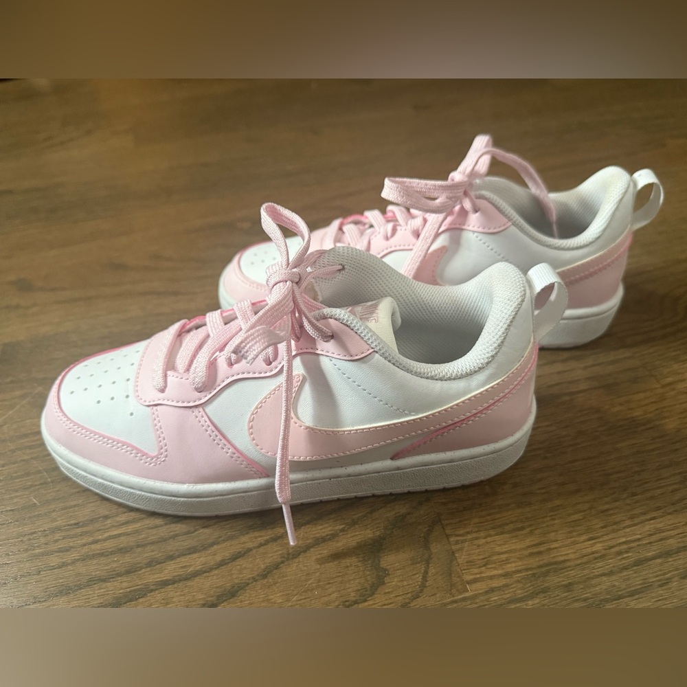 Nike Court Borough Low Recraft Sneakers in Pink and White SZ 5.5 Like New! - Picture 5 of 7